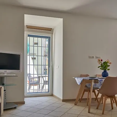 Dream House 1 Apartment