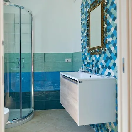 Apartment Dream House 1 *