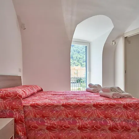 Dream House 1 * Maiori